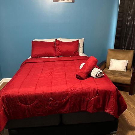 Fidelia Garnet Room, Queen Bed Minutes From Newark Liberty International Airport And Newark Penn Station Dış mekan fotoğraf