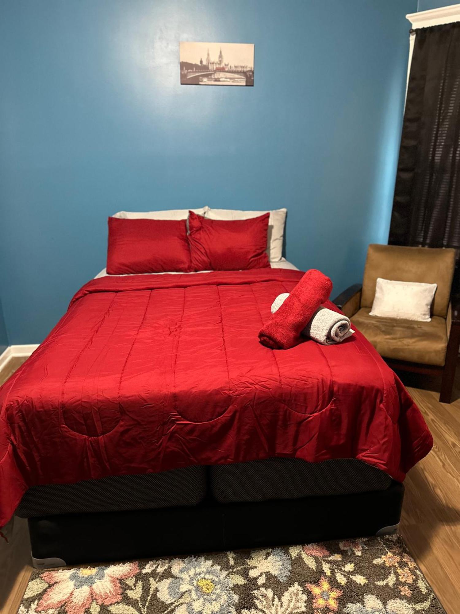 Fidelia Garnet Room, Queen Bed Minutes From Newark Liberty International Airport And Newark Penn Station Dış mekan fotoğraf